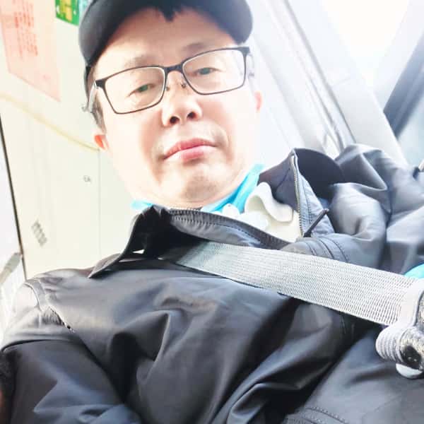 上海56岁单身帅哥真诚找对象-东营征婚相亲网
