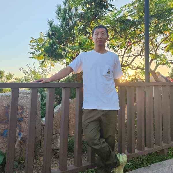 47岁岁辽宁单身帅哥 - 东营吉缘网